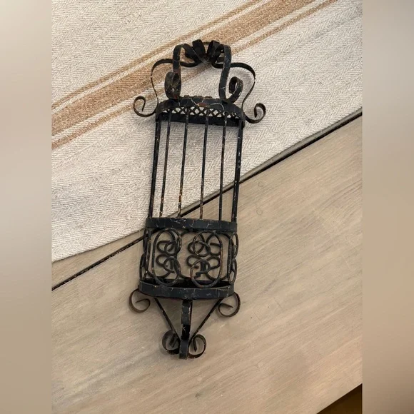 Vintage Rustic Chippy Black Metal Candle Holder - Picture 4 of 15